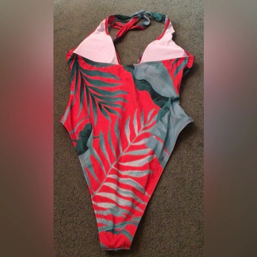 SHEIN Floral One Piece Bathing Suit with Matching Sarong - Picture 2 of 9